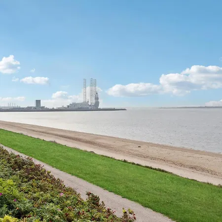 Stunning In V With Kitchen Casa de Férias